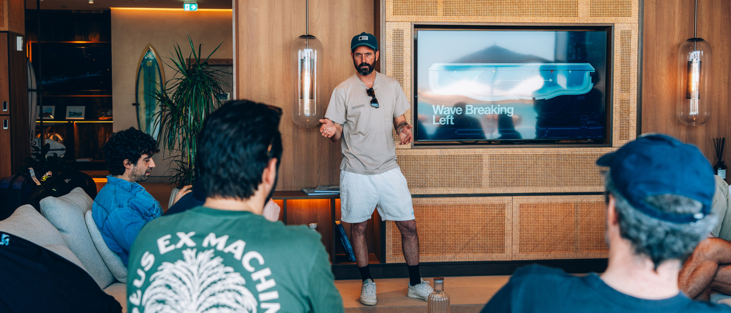 ESCALA EXCLUSIVA: SURF ABU DHABI 4